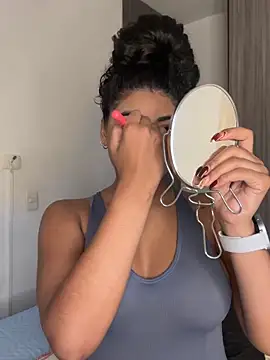 karlymonroe online show from 2, 4, 2026