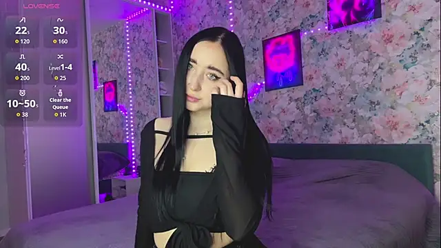 LizzyMooore online show from 4, 4, 2026