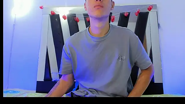 latinlove2005 online show from 16, 3, 2026