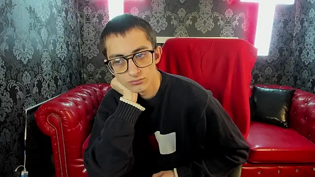 Snapshot of RonBevs chatting on 1, 4, 2026 RonBevs online show from 1, 4, 2026