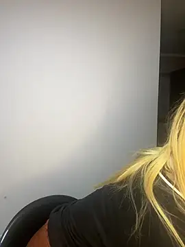 Snapshot of S_JM16 chatting on 20, 5, 2026 S JM16 online show from 20, 5, 2026