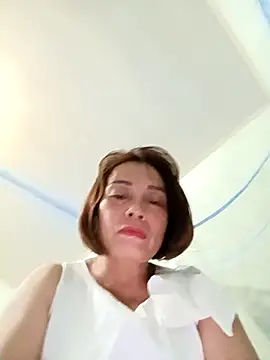 Lyly22x online show from 28, 3, 2026