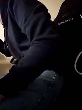 dufatcock online show from 30, 4, 2026