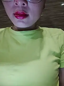 Snapshot of candy_flo chatting on 14, 5, 2026 candy flo online show from 14, 5, 2026