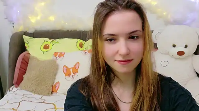Snapshot of LeenMoonie chatting on 4, 4, 2026 LeenMoonie online show from 4, 4, 2026