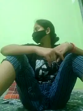 Snapshot of nidhiyadav00 chatting on 18, 4, 2026 nidhiyadav00 online show from 18, 4, 2026