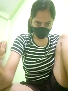 Snapshot of nidhiyadav00 chatting on 4, 5, 2026 nidhiyadav00 online show from 4, 5, 2026