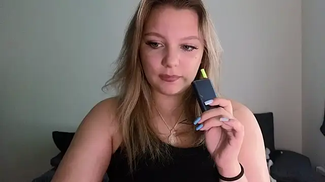 Snapshot of bettyloveu chatting on 14, 7, 2026 bettyloveu online show from 14, 7, 2026