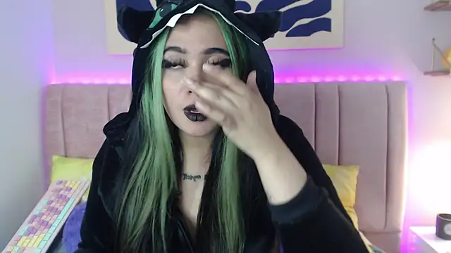 Liliith Zeniith online show from 15, 4, 2026
