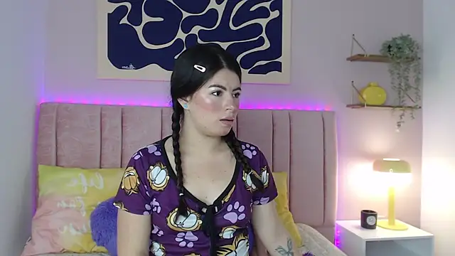 Zafiro Brm online show from 23, 4, 2026