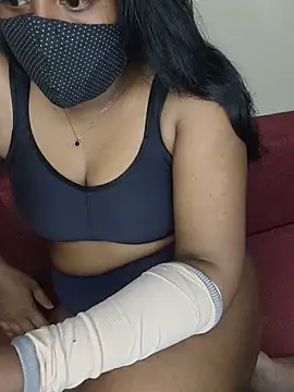 Snapshot of Maya-Tamil chatting on 14, 5, 2026 Maya-Tamil online show from 14, 5, 2026