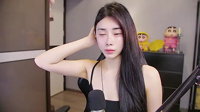 Snapshot of XiaoYuBao- chatting on 16, 5, 2026 XiaoYuBao- online show from 16, 5, 2026