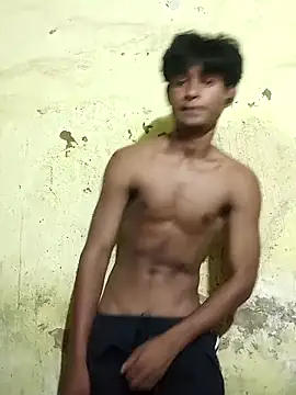 YourTeenBoy21 online show from 7, 6, 2026