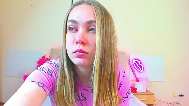 MelanieCuty online show from 11, 5, 2026