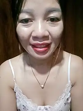 Yiyi102300 online show from 11, 6, 2026