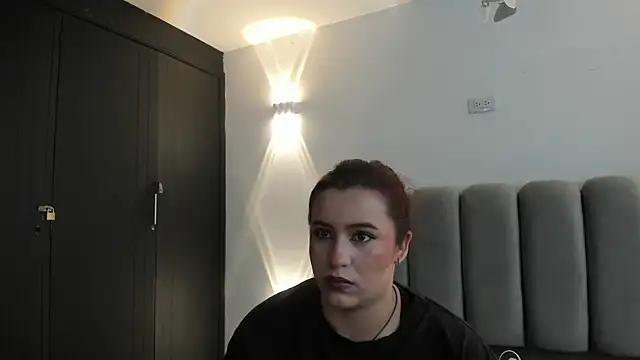 Snapshot of JeanneWilliams chatting on 10, 6, 2026 JeanneWilliams online show from 10, 6, 2026