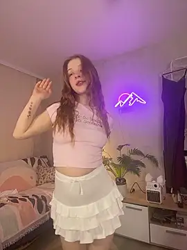 GoldenSunBunny online show from 9, 4, 2026