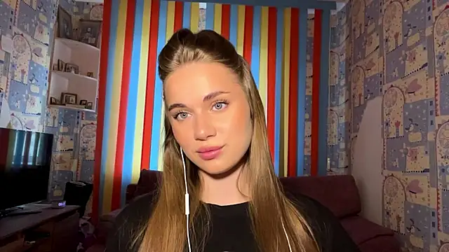 Snapshot of Miss_Blessnyth chatting on 17, 6, 2026 Miss Blessnyth online show from 17, 6, 2026