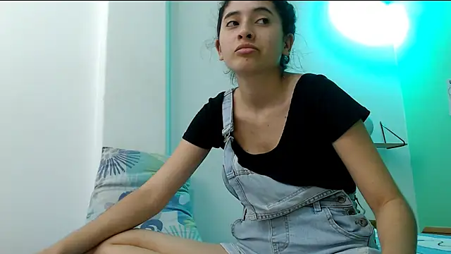 katywild20 online show from 23, 3, 2026