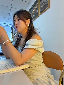 Snapshot of Xiaoxiao-y chatting on 16, 6, 2026 Xiaoxiao-y online show from 16, 6, 2026