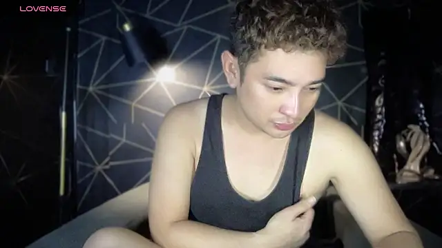 Snapshot of Treat2Heaven chatting on 18, 3, 2026 Treat2Heaven online show from 18, 3, 2026