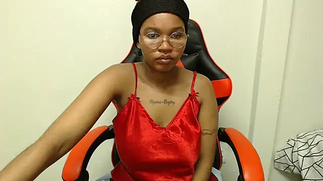 Snapshot of Hotsexyberry222 chatting on 12, 5, 2026 Hotsexyberry222 online show from 12, 5, 2026
