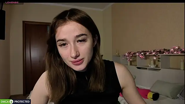 Lady Sunrise12 online show from 15, 7, 2026