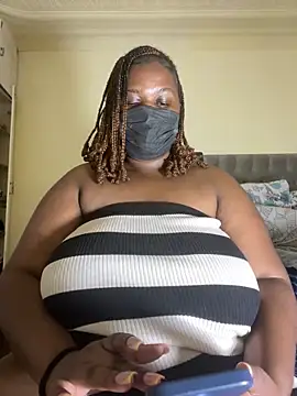 NaughtyGirl0000 online show from 25, 5, 2026