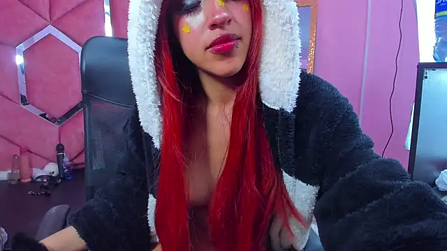 Snapshot of Lilit_Starr chatting on 5, 7, 2026 Lilit Starr online show from 5, 7, 2026