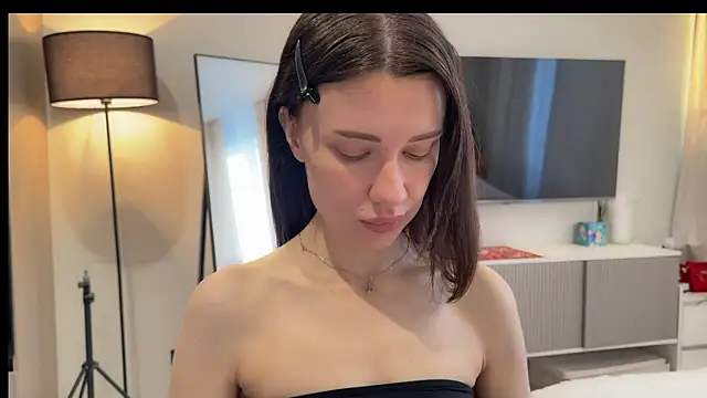 Nicolekira online show from 23, 3, 2026