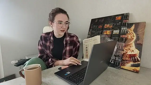 LaritaTocchio online show from 24, 3, 2026