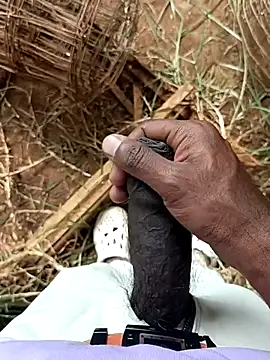 Snapshot of sanju_5418 chatting on 8, 4, 2026 sanju 5418 online show from 8, 4, 2026