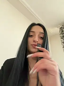 BiancaCharm online show from 18, 4, 2026