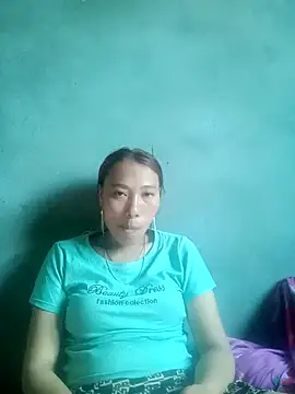 Snapshot of Leiley_98 chatting on 17, 5, 2026 Leiley 98 online show from 17, 5, 2026