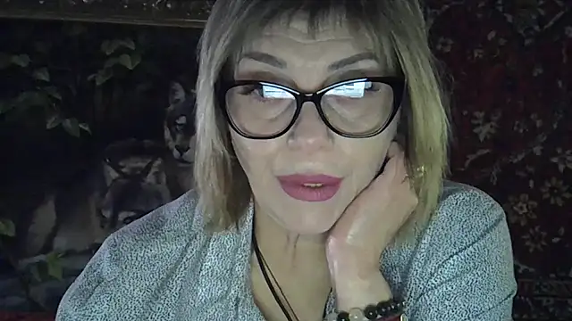 Lia Rayss online show from 23, 4, 2026