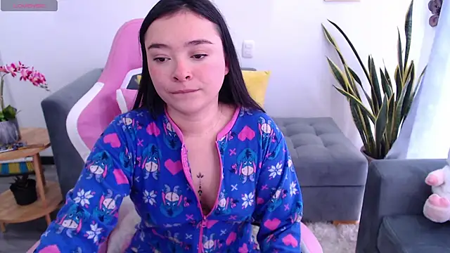 Snapshot of Nahia_Brm chatting on 18, 7, 2026 Nahia Brm online show from 18, 7, 2026