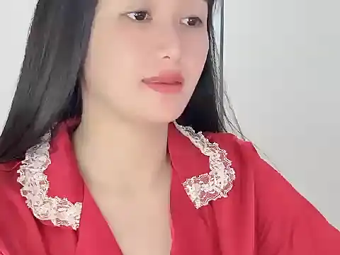 Snapshot of AmyLinee_1 chatting on 5, 5, 2026 AmyLinee 1 online show from 5, 5, 2026