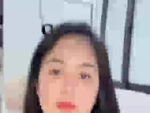 Snapshot of AmyLinee_1 chatting on 13, 6, 2026 AmyLinee 1 online show from 13, 6, 2026