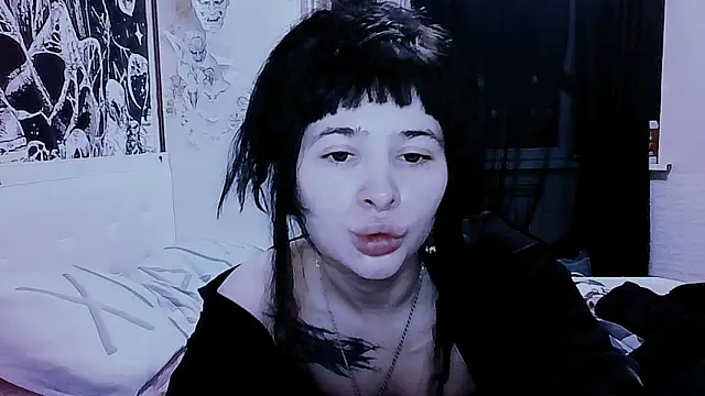 Snapshot of AllisonDeetz chatting on 13, 6, 2026 AllisonDeetz online show from 13, 6, 2026