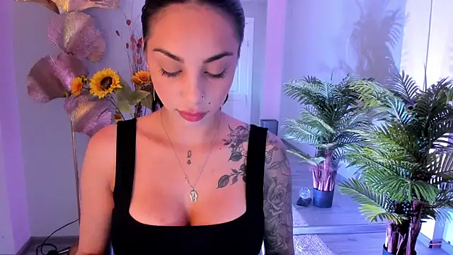 Snapshot of MissSiennaa chatting on 25, 6, 2026 MissSiennaa online show from 25, 6, 2026
