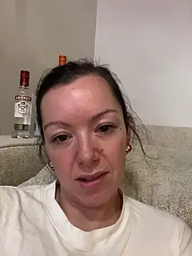Snapshot of fucklyweds chatting on 12, 7, 2026 fucklyweds online show from 12, 7, 2026