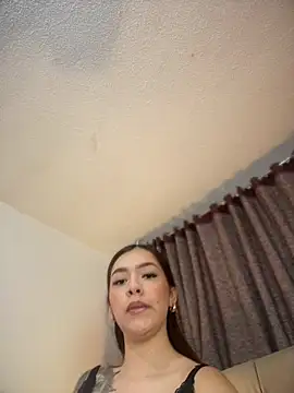 Snapshot of alana_gv chatting on 8, 6, 2026 alana gv online show from 8, 6, 2026
