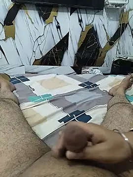 Sexy Seductive couple online show from 6, 6, 2026