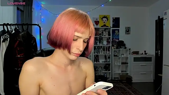 Snapshot of sweet_peach___ chatting on 15, 4, 2026 sweet peach online show from 15, 4, 2026