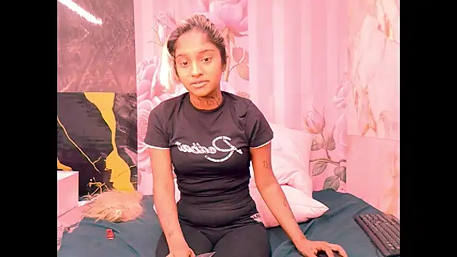 Snapshot of indian_barbie chatting on 17, 5, 2026 indian barbie online show from 17, 5, 2026
