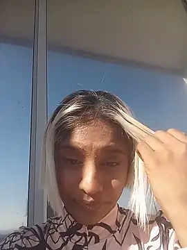 Snapshot of indian_barbie chatting on 18, 5, 2026 indian barbie online show from 18, 5, 2026