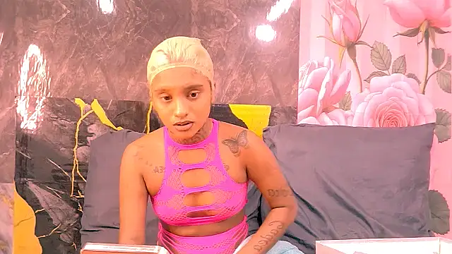 Snapshot of indian_barbie chatting on 3, 6, 2026 indian barbie online show from 3, 6, 2026