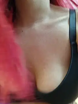 Scarlet Evanss  online show from 9, 7, 2026