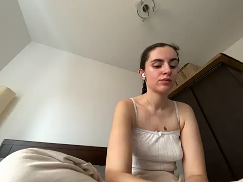 Snapshot of starlight_mo chatting on 25, 3, 2026 starlight mo online show from 25, 3, 2026