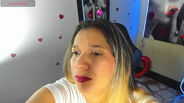 Snapshot of Melisa_14 chatting on 3, 6, 2026 Melisa 14 online show from 3, 6, 2026